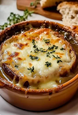 Simple Slow Cooker French Onion Soup