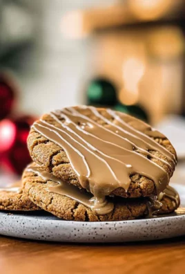 GINGERBREAD LATTE COOKIES